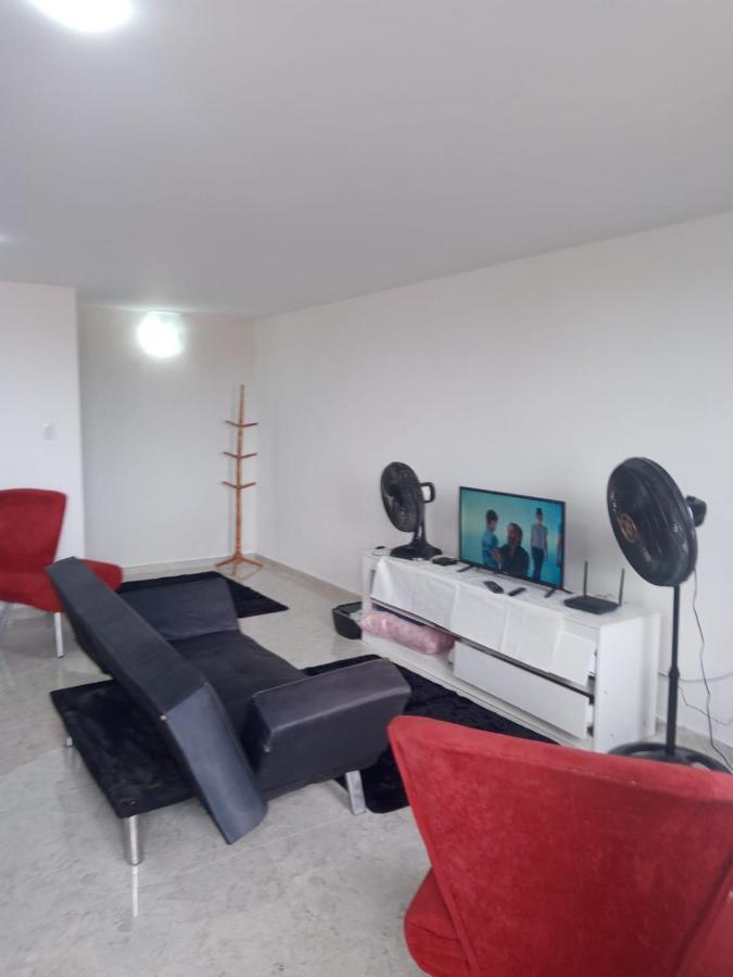 Apartamento Duplex Mobiliado Em São Pedro da Aldeia Kültér fotó